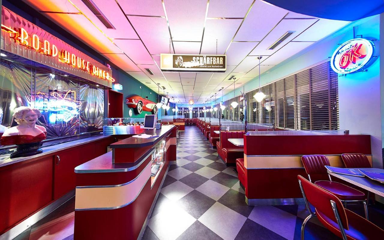 Road House Hotel بادربورن المظهر الخارجي الصورة